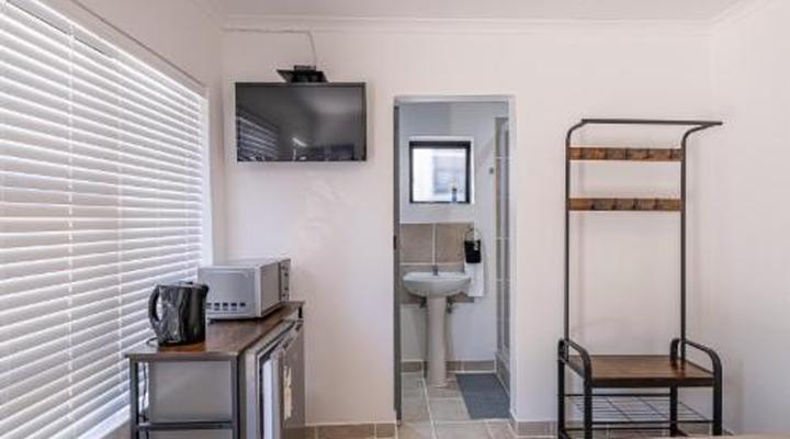 5 Third Avenue Guest House