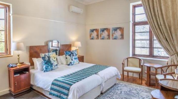 Montagu Country Hotel