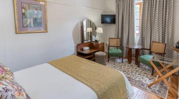 Montagu Country Hotel