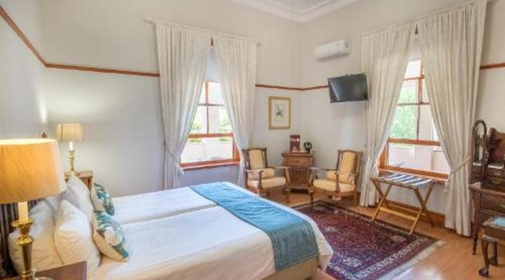 Montagu Country Hotel