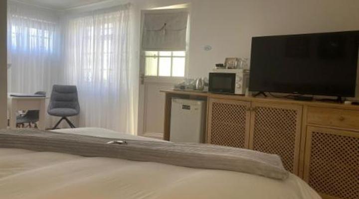 On the Bay Bed and Breakfast