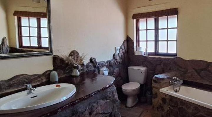 Izintaba Private Game Reserve