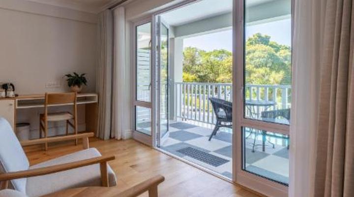 Hide-Away Guest House