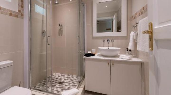 Hide-Away Guest House