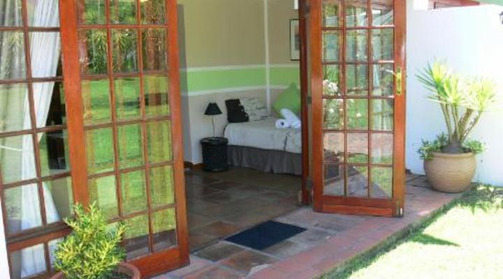 Orange-Ville Guest House