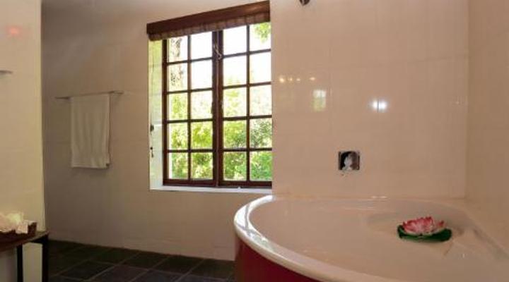 Orange-Ville Guest House