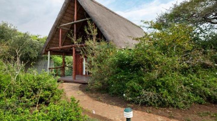 Rhino River Lodge