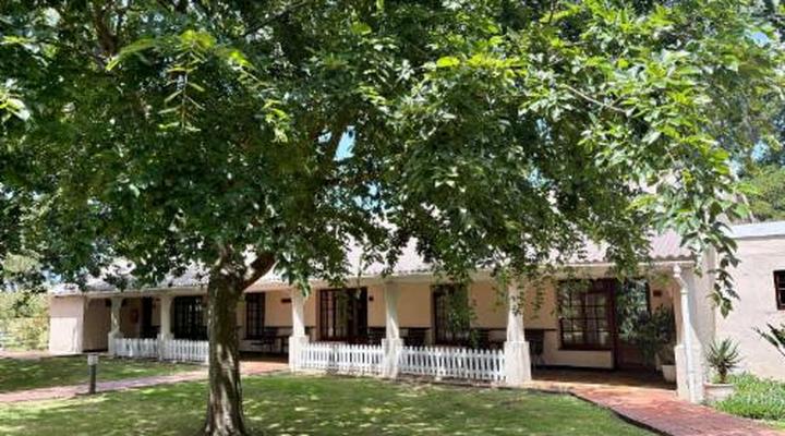 Eight Bells Mountain Inn