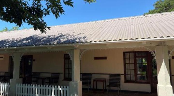 Eight Bells Mountain Inn