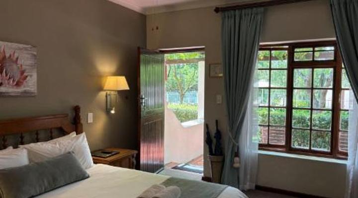 Eight Bells Mountain Inn