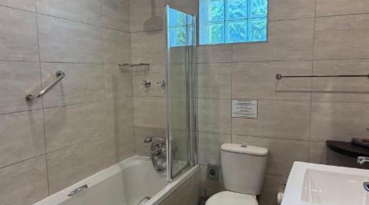 Eight Bells Mountain Inn