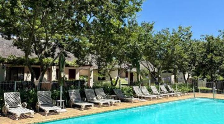 Eight Bells Mountain Inn