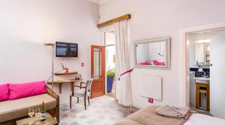 GuBas De Hoek meet eat sleep