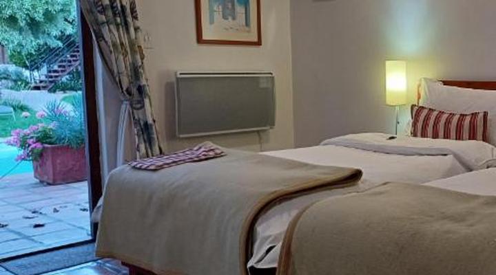 GuBas De Hoek meet eat sleep