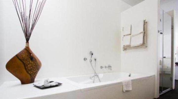 Serene-estate Guesthouse