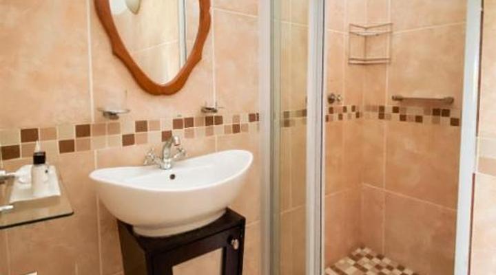 5 Camp Street Guest House & Self-catering