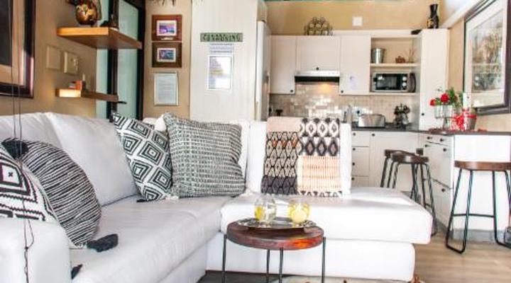 185 on BEACH Boutique Suites and Apartments