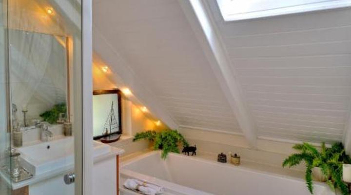 185 on BEACH Boutique Suites and Apartments