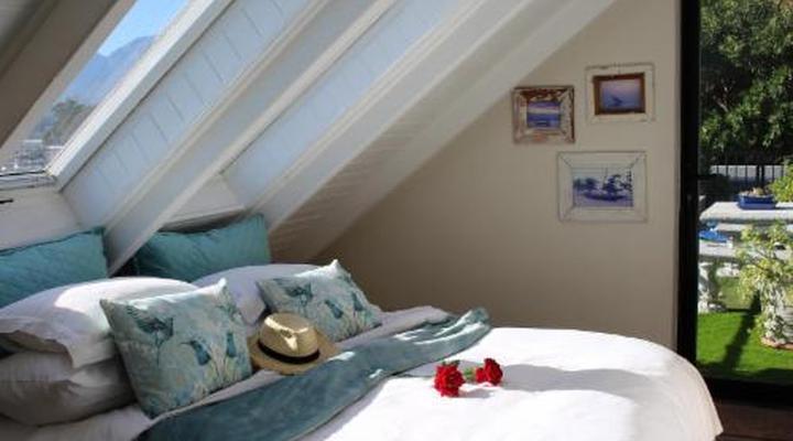 185 on BEACH Boutique Suites and Apartments