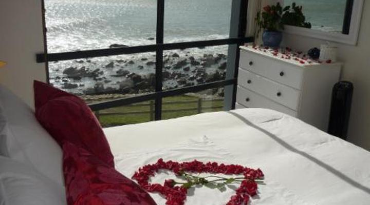 185 on BEACH Boutique Suites and Apartments