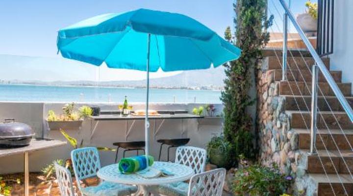 185 on BEACH Boutique Suites and Apartments