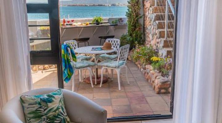 185 on BEACH Boutique Suites and Apartments