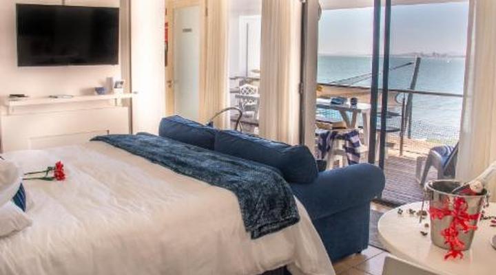 185 on BEACH Boutique Suites and Apartments