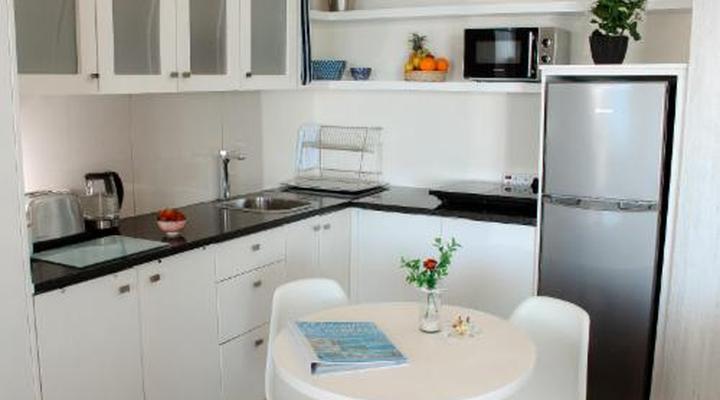 185 on BEACH Boutique Suites and Apartments