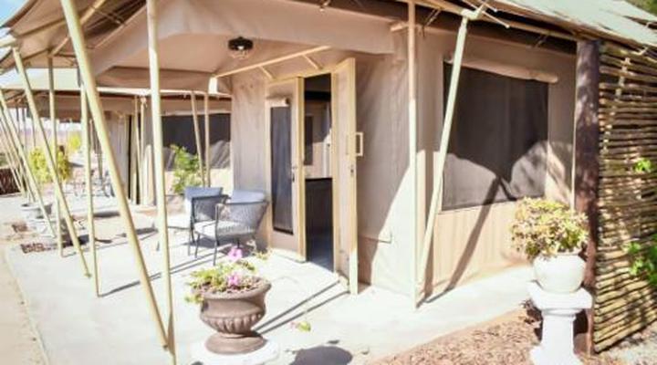 Frontier River Resort