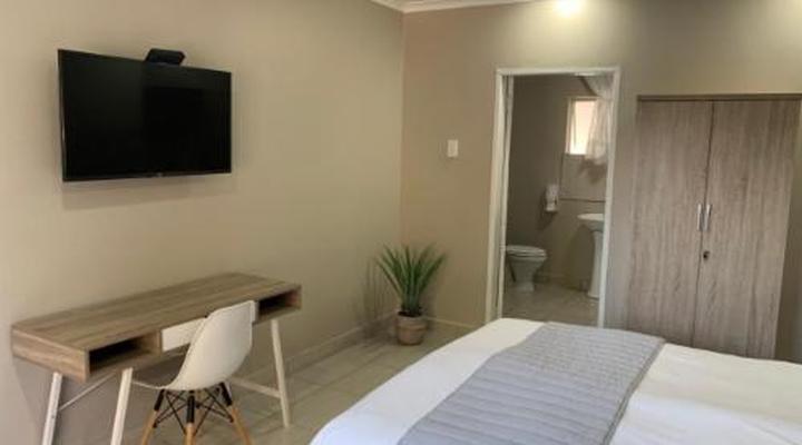 Fin and Feather Guest Lodge