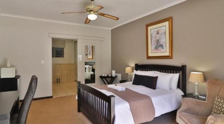 Fin and Feather Guest Lodge