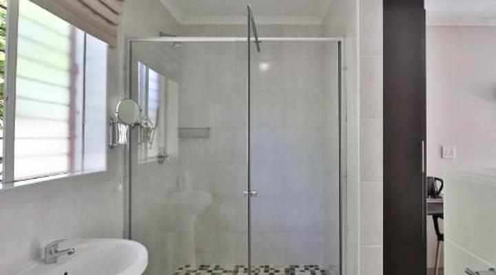 Fin and Feather Guest Lodge