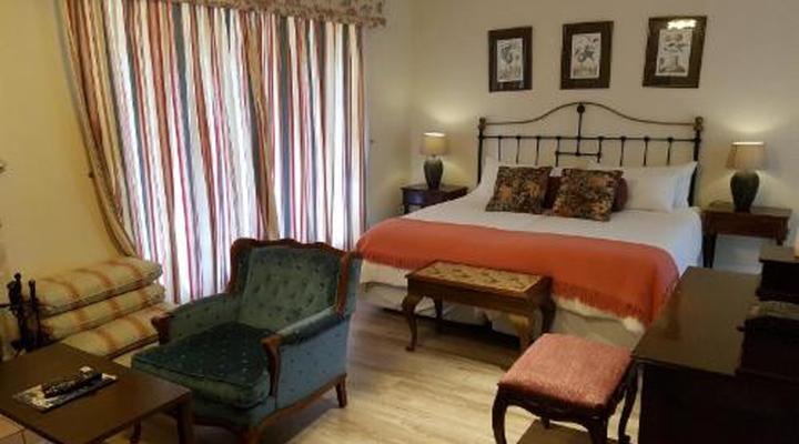 Sherwood's Country House