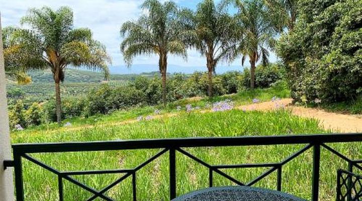 Sherwood's Country House