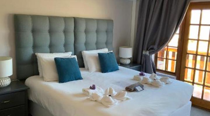 ON THE ESTUARY KNYSNA