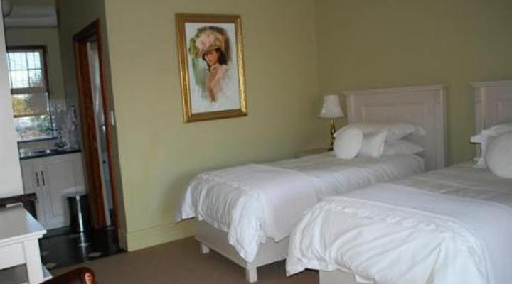 Olive Hill Country Lodge