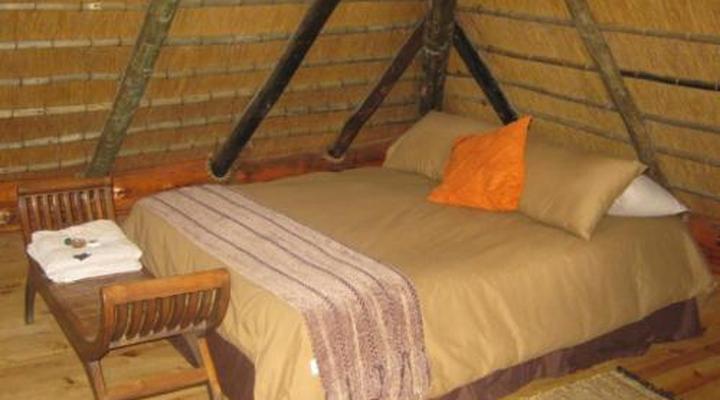 Emahlathini Farm Lodge