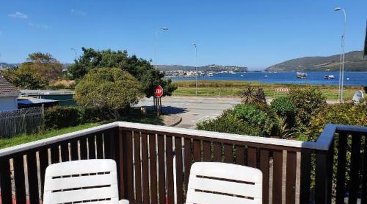 Lakeside Motel & Self-catering