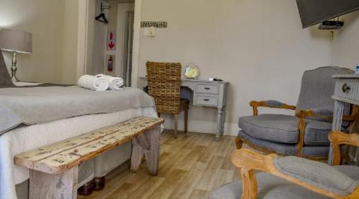 Cape Karoo Guesthouse