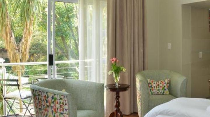 Leaves Exclusive Guest House