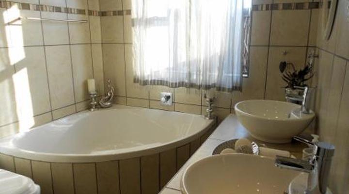 Amani Boutique Hotel