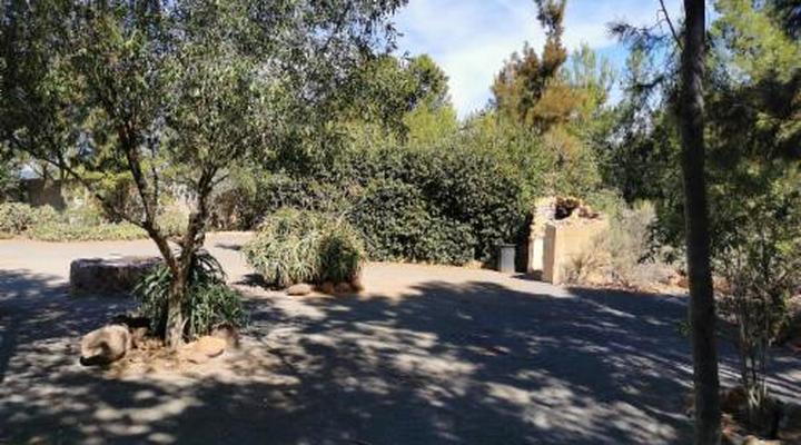 Fynbos Guest Farm & Animal Sanctuary