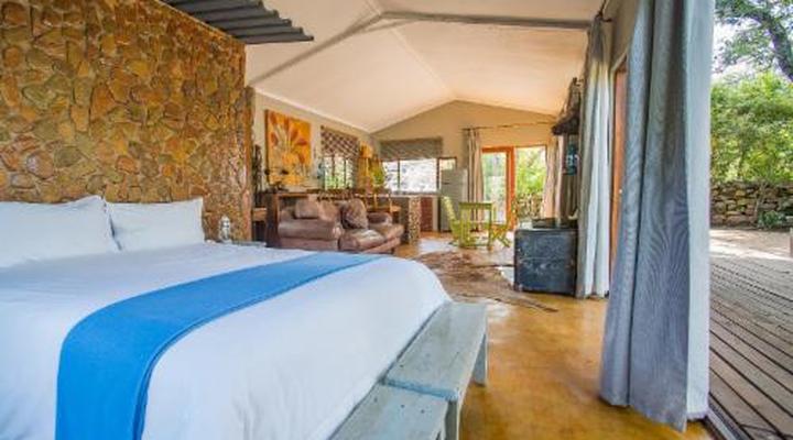 Caracal Lodge