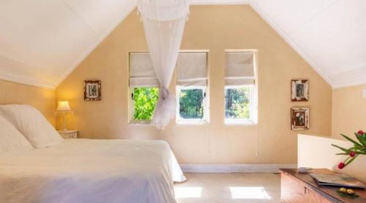 Orchard Cottage at Devon Castle