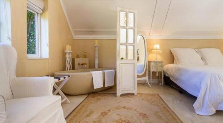 Orchard Cottage at Devon Castle