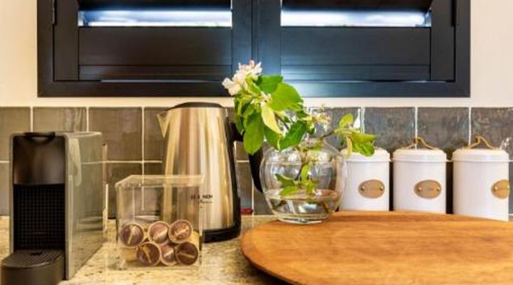 Orchard Cottage at Devon Castle