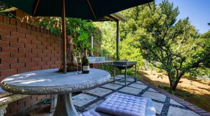 Orchard Cottage at Devon Castle