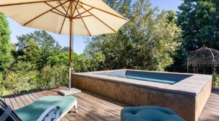 Orchard Cottage at Devon Castle