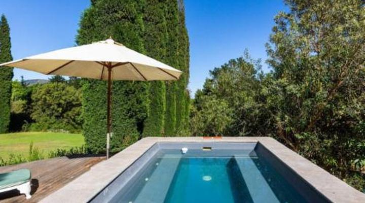 Orchard Cottage at Devon Castle