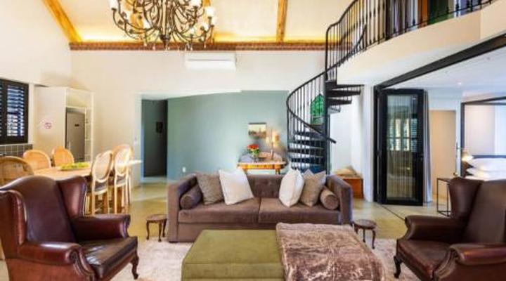 Orchard Cottage at Devon Castle